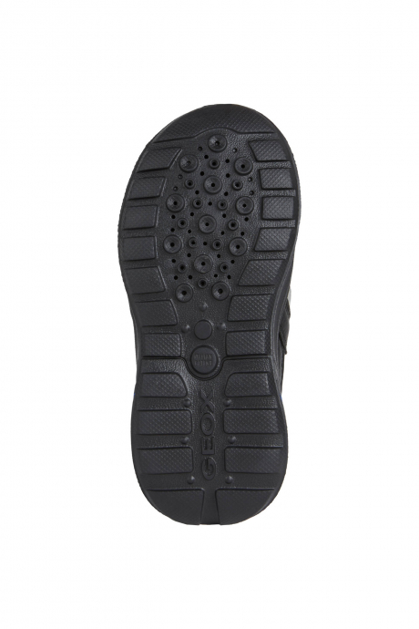 detail Kotníkové boty GEOX